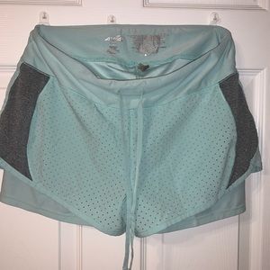Avia Shorts